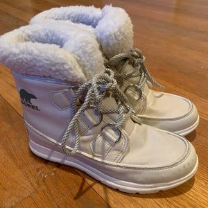 SOREL snow boots. Super comfy and barely worn